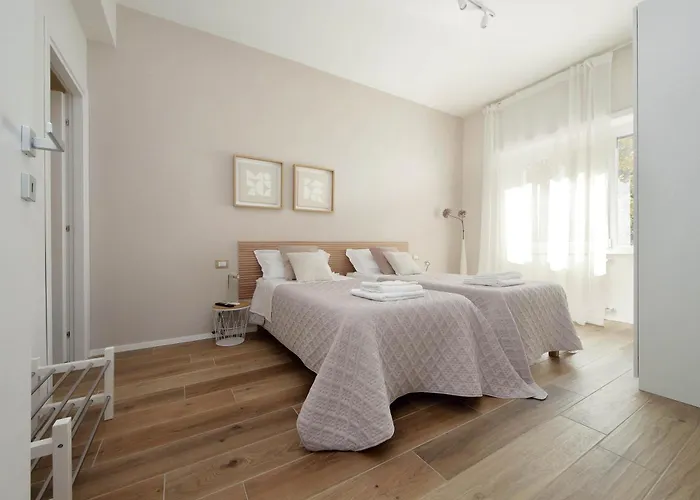 Piramide Elegance Апартаменты